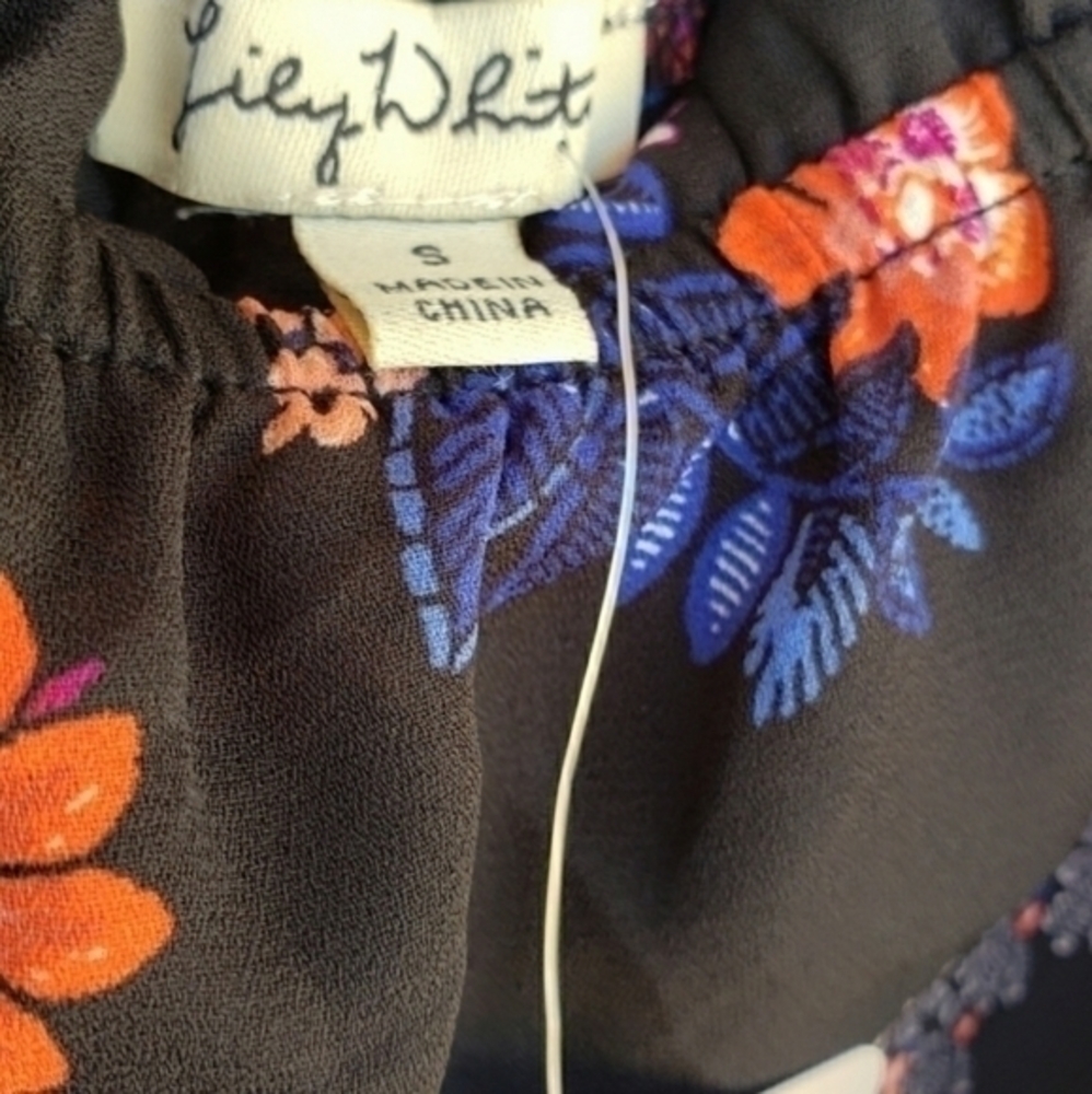 Lily White Floral Ruffle Puff Sleeves Croptop Blouse‎ Top Small NWT - Picture 6 of 10